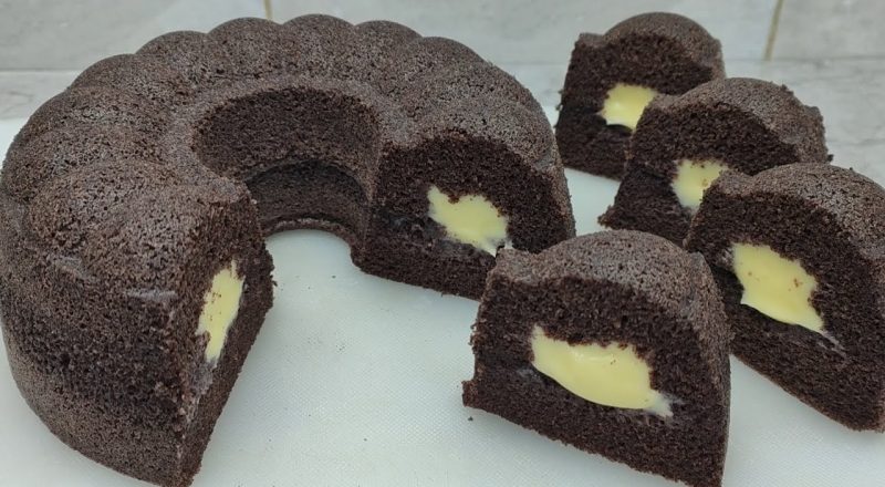 Lezat dan Lembutnya Bolu Kukus Ketan Hitam yang Sedang Viral